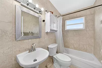 900 SW 84th Ave #403D, Miami, FL 33144 - Photo 10