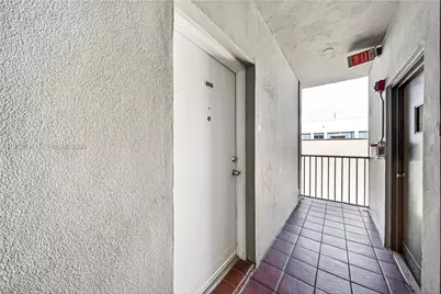 900 SW 84th Ave #403D, Miami, FL 33144 - Photo 14