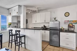 1815 N Surf Rd, Hollywood, FL 33019 - Photo 6