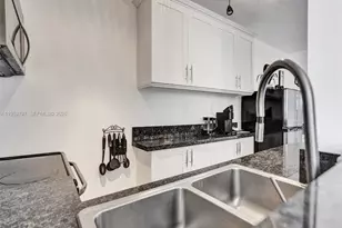 1815 N Surf Rd, Hollywood, FL 33019 - Photo 22