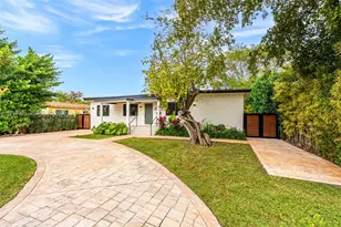 349 NE 117th St, Miami, FL 33161 - Photo 30