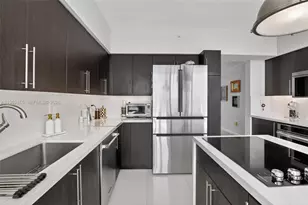 3370 Hidden Bay Dr, Aventura, FL 33180 - Photo 10