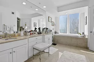 3370 Hidden Bay Dr, Aventura, FL 33180 - Photo 28