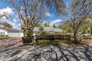 15005 SW 148th St, Miami, FL 33196 - Photo 4