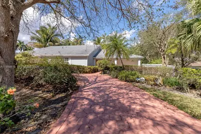 15005 SW 148th St, Miami, FL 33196 - Photo 40
