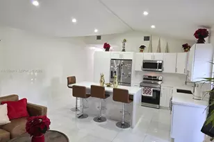 8523 NW 35th Pl, Miami, FL 33147 - Photo 8