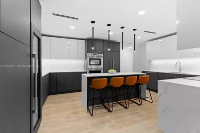 85 W Shore Dr W, Miami, FL 33133 - Photo 30