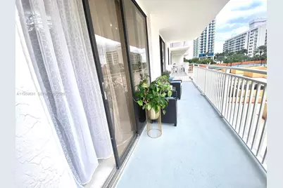 210 174th St #403, Sunny Isles Beach, FL 33160 - Photo 12