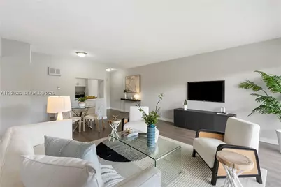 550 NE 20th St #11, Wilton Manors, FL 33305 - Photo 2