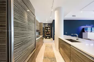 460 NE 28th St, Miami, FL 33137 - Photo 16