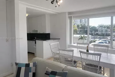 345 N Fort Lauderdale Beach Blvd #201, Fort Lauderdale, FL 33304 - Photo 2