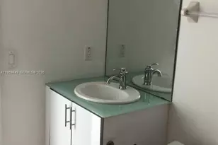 315 NE 3rd Ave, Fort Lauderdale, FL 33301 - Photo 8