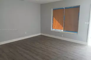 1535 NW 85th St, Miami, FL 33147 - Photo 4