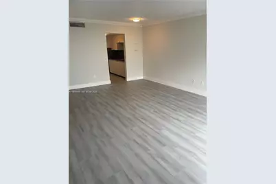 2075 NE 164th St #805, North Miami Beach, FL 33162 - Photo 2