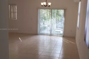 10902 NW 83rd St, Doral, FL 33178 - Photo 4