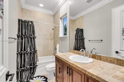 10291 Sweet Bay St, Plantation, FL 33324 - Photo 36