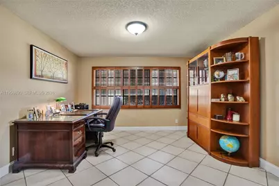 10180 SW 1st Ct, Coral Springs, FL 33071 - Photo 12