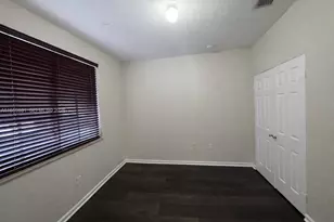 21219 NW 14th Pl, Miami Gardens, FL 33169 - Photo 10