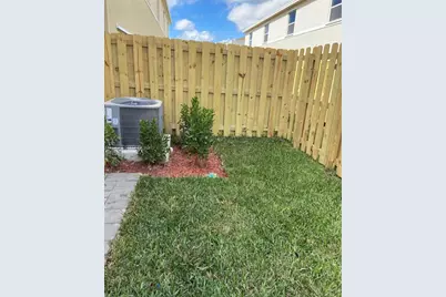 556 NE 5th St #1, Florida City, FL 33034 - Photo 1