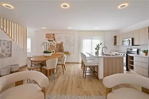 916 NW 10th St, Florida City, FL 33034 - Photo 10