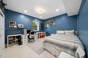 4595 N Jefferson Ave, Miami Beach, FL 33140 - Photo 20