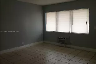 280 SW 11th Ave, Hallandale Beach, FL 33009 - Photo 6