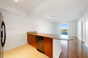 7280 SW 90th St, Miami, FL 33156 - Photo 1