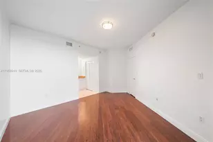 7280 SW 90th St, Miami, FL 33156 - Photo 8