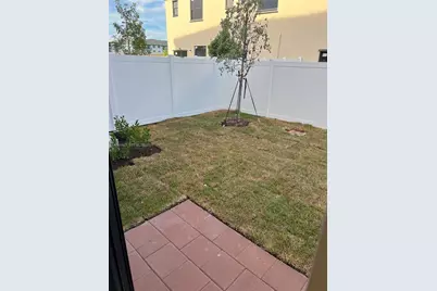 11447 W 34th Ct, Hialeah, FL 33018 - Photo 46