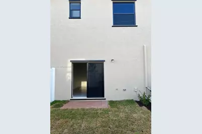 11447 W 34th Ct, Hialeah, FL 33018 - Photo 50