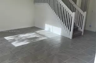 11447 W 34th Ct, Hialeah, FL 33018 - Photo 6