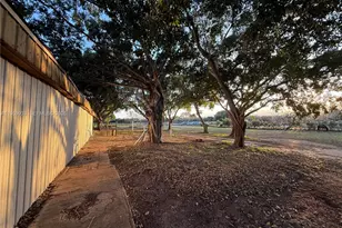 19051 SW 136th St, Miami, FL 33196 - Photo 8