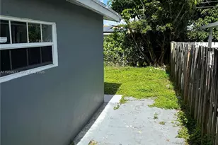 8521 NW 25th Ct, Sunrise, FL 33322 - Photo 22