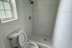 8521 NW 25th Ct, Sunrise, FL 33322 - Photo 12