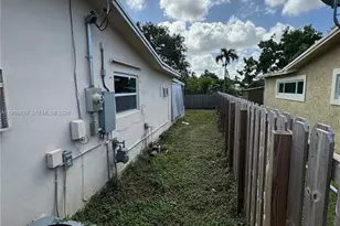 7930 NW 21st Ct, Sunrise, FL 33322 - Photo 20