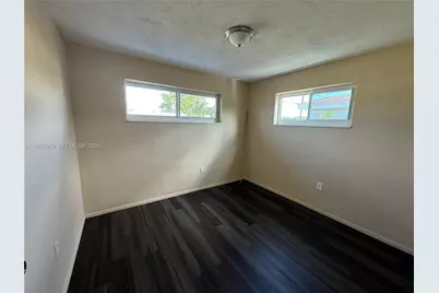 7930 NW 21st Ct, Sunrise, FL 33322 - Photo 12