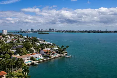 1800 NE 114th St #1704, Miami, FL 33181 - Photo 2