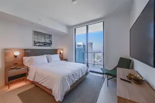 159 NE 6th St, Miami, FL 33132 - Photo 8