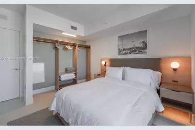 159 NE 6th St #4601, Miami, FL 33132 - Photo 16
