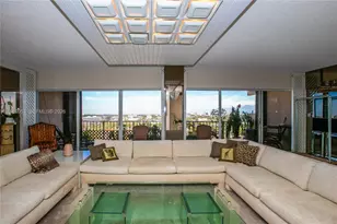 1800 NE 114th St, Miami, FL 33181 - Photo 10