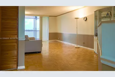 116 Lake Emerald Dr #408, Oakland Park, FL 33309 - Photo 12