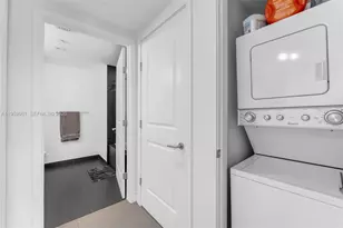 1600 NE 1st Ave, Miami, FL 33132 - Photo 10