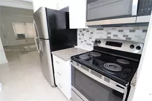 820 85th St, Miami Beach, FL 33141 - Photo 16