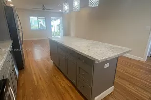 1084 92nd St, Bay Harbor Islands, FL 33154 - Photo 6