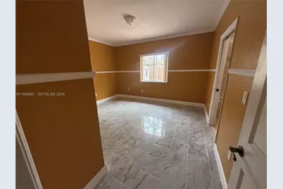 7772 NW 200 Ln, Hialeah, FL 33015 - Photo 10