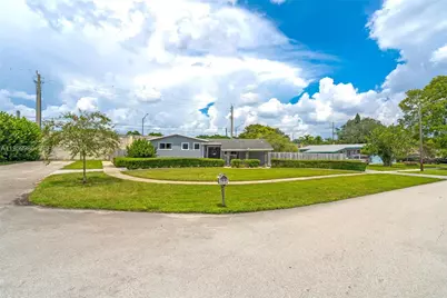 9091 SW 49th Street, Cooper City, FL 33328 - Photo 4