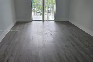 5755 W 20th Ave, Hialeah, FL 33012 - Photo 16