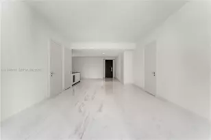 300 Biscayne Blvd Way, Miami, FL 33131 - Photo 10