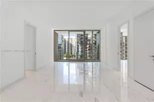 300 Biscayne Blvd Way, Miami, FL 33131 - Photo 8