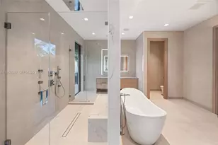 723 NE 77th St, Miami, FL 33138 - Photo 58